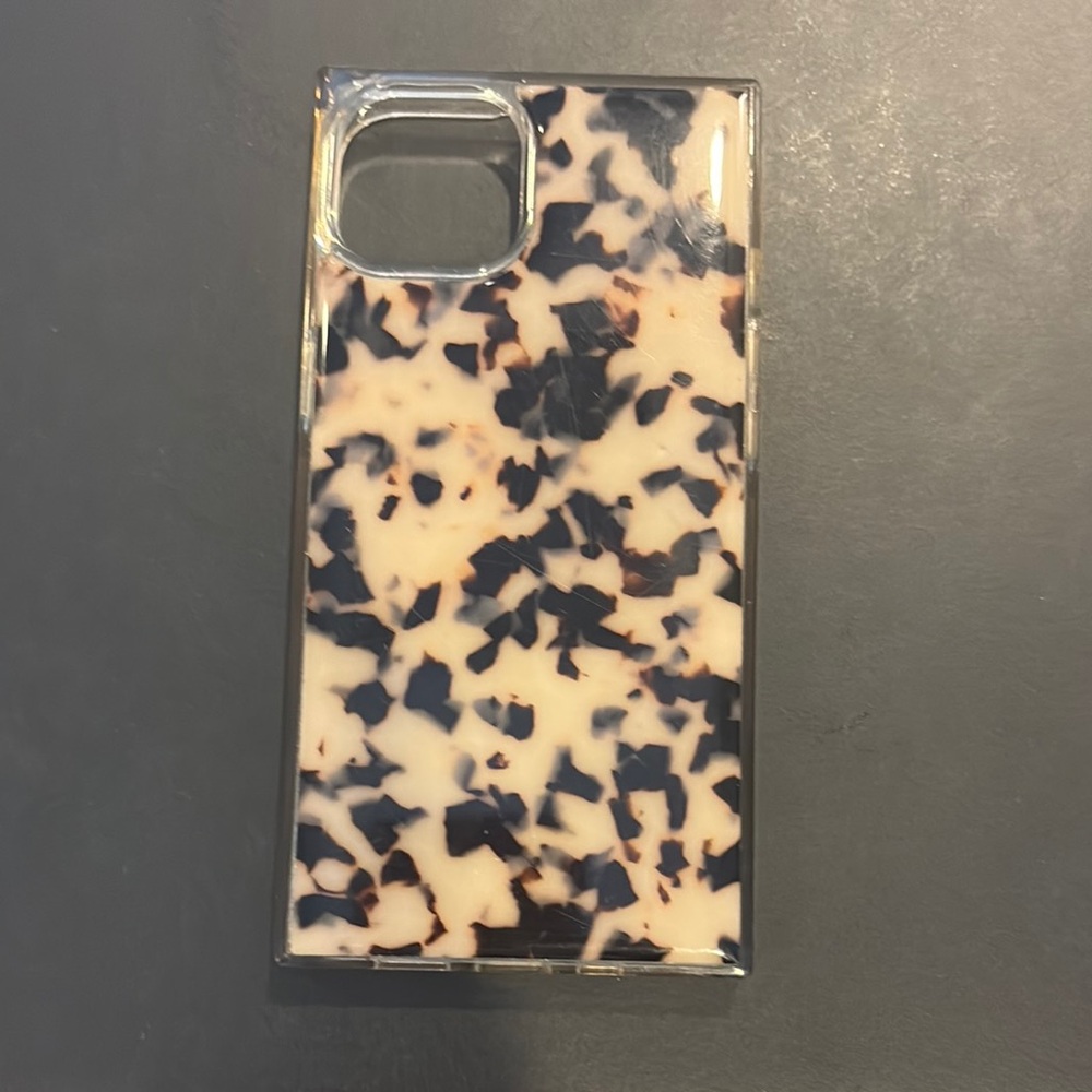 Flaunt SQUARE Blonde Tortoise Shell iPhone 13 case